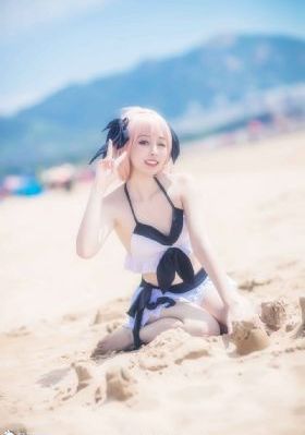 一家四口混乱的关系文案