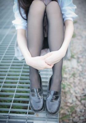 性饥渴的女教师诱学生