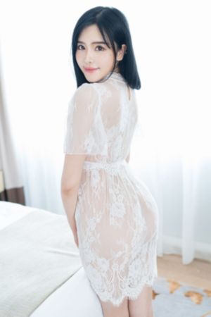 丰富漂亮的岳拇