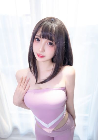 三个男人换着躁我一个视频